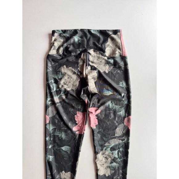 ONZIE Alpina Green Peony Floral Printed High Rise Ankle Leggings, Size M/L - Picture 6 of 13